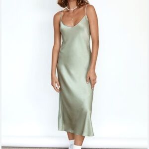 Wilfred Sage Green Midi Dress